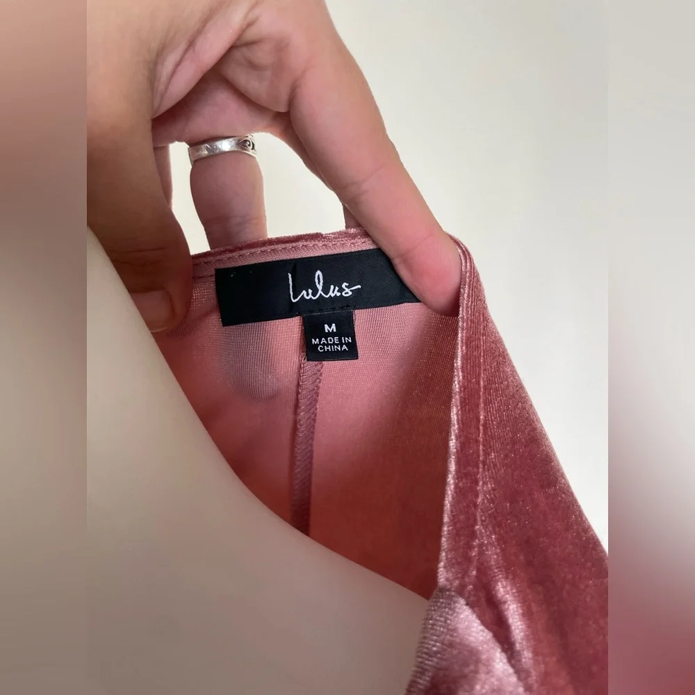 Lulus - Upgraded Style Mauve Velvet Long Sleeve Tie-Front Bodysuit - Picture 12 of 15
